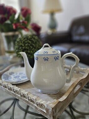 Ruban Blue by Vista Alegre White Porcelain Teapot with Blue Ribbon Trim. Mint!